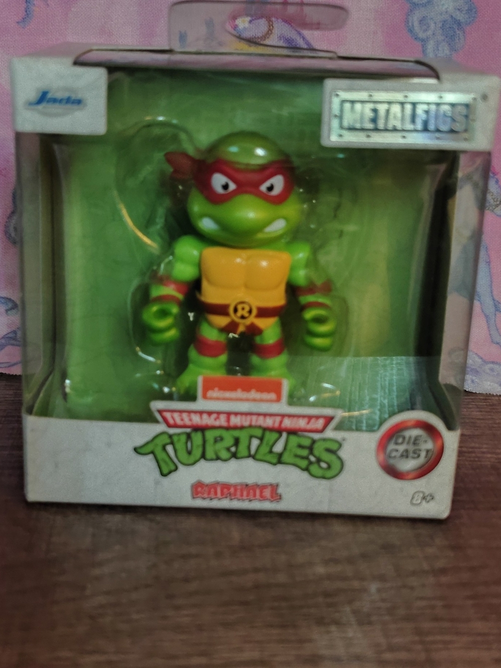Teenage Mutant Ninja Turtles Raphael Die-Cast Figure - Red & Green